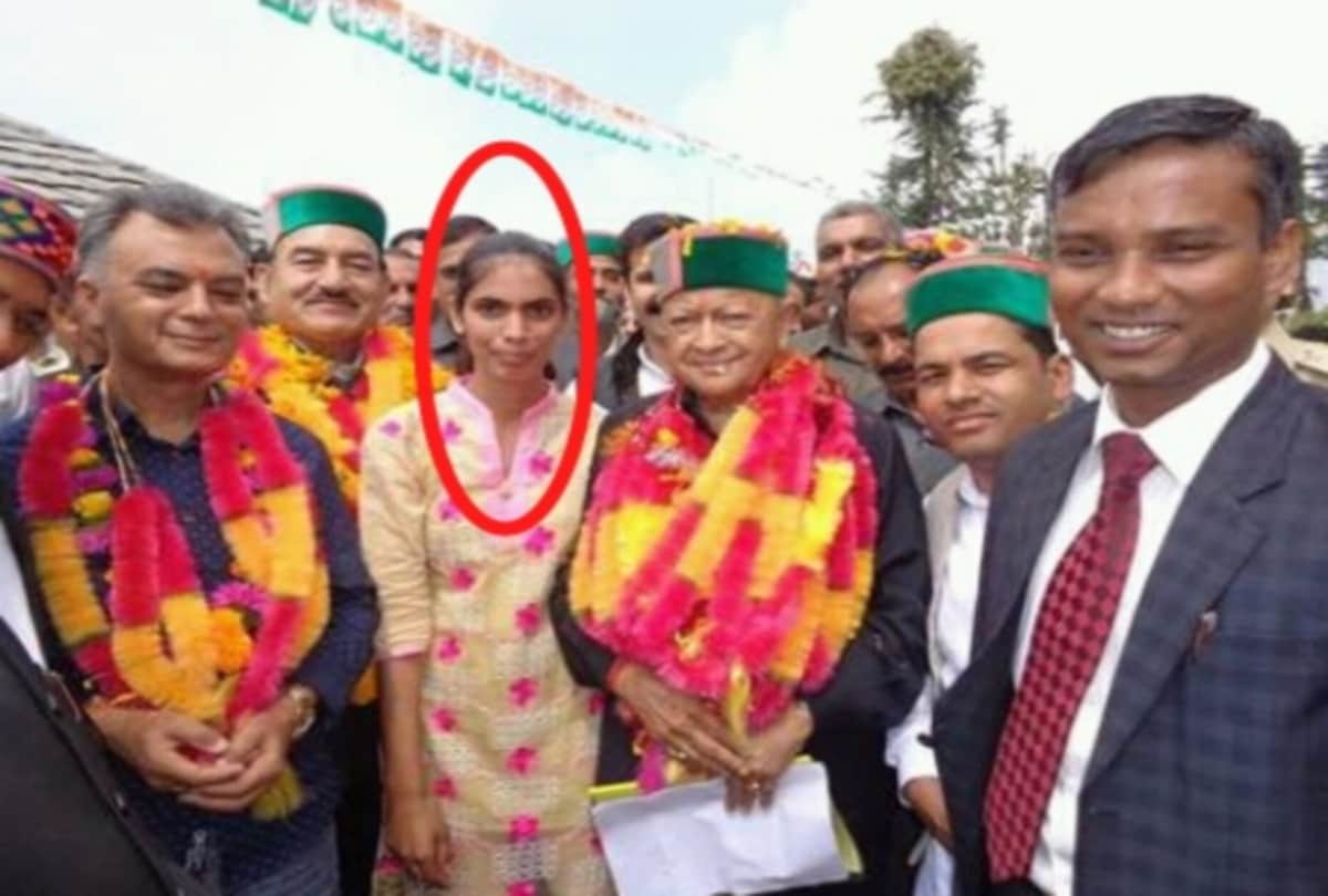 Hyderabad case: The youngest pradhan of the country sit on a dharna in Delhi