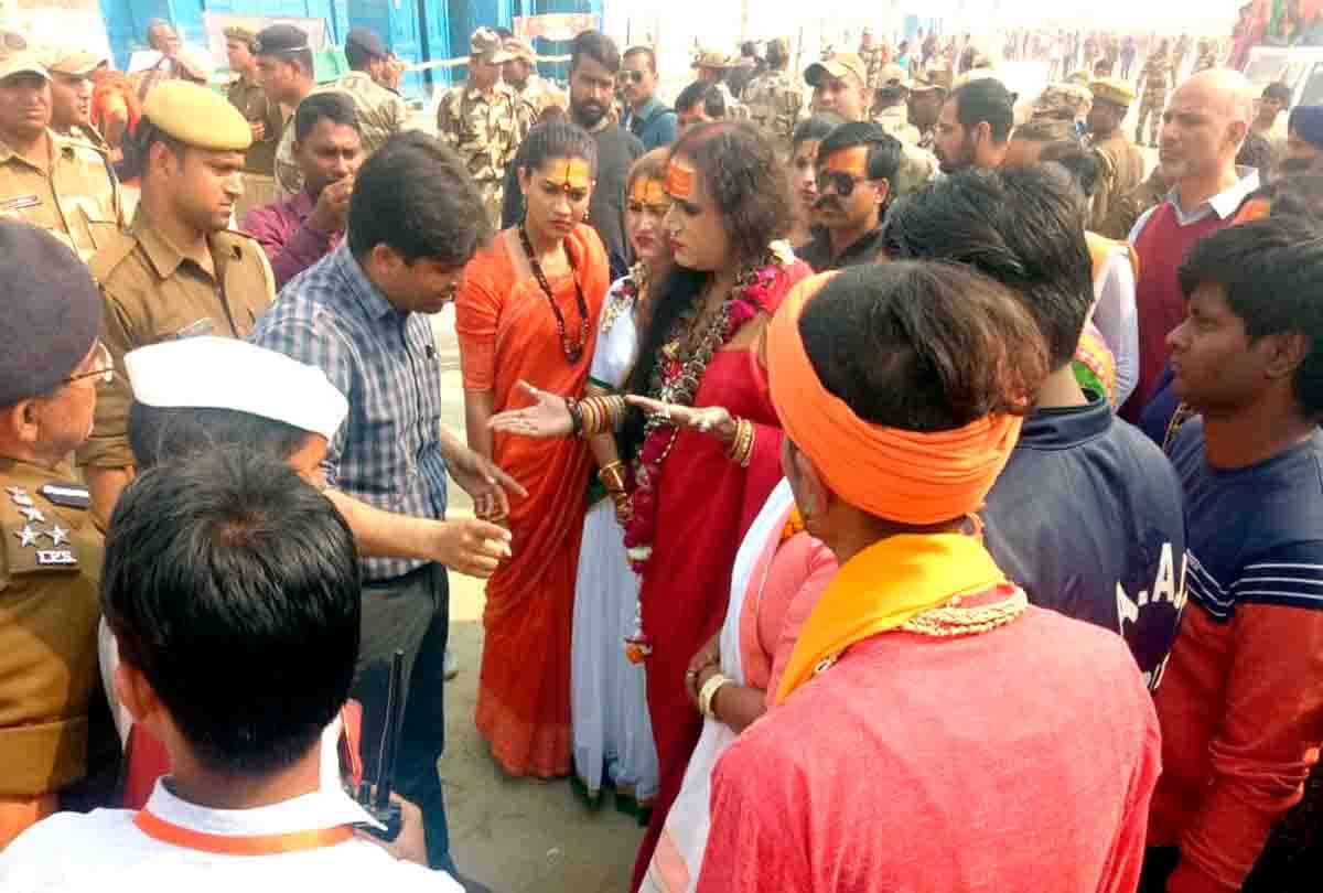Kumbh 2019: Kinnar Akhara boycott Mahashivratri bath festival