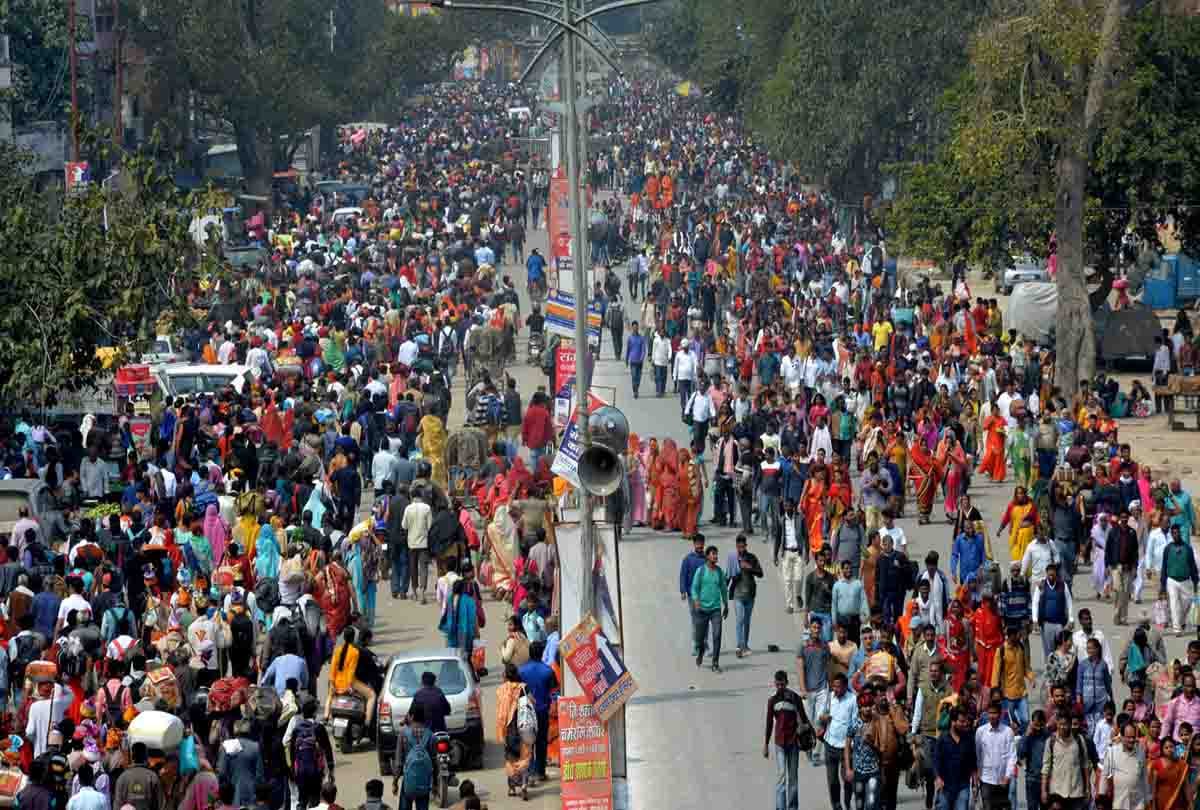 Prayagraj Kumbha: Railway passes by running 60 trains on last bath festival