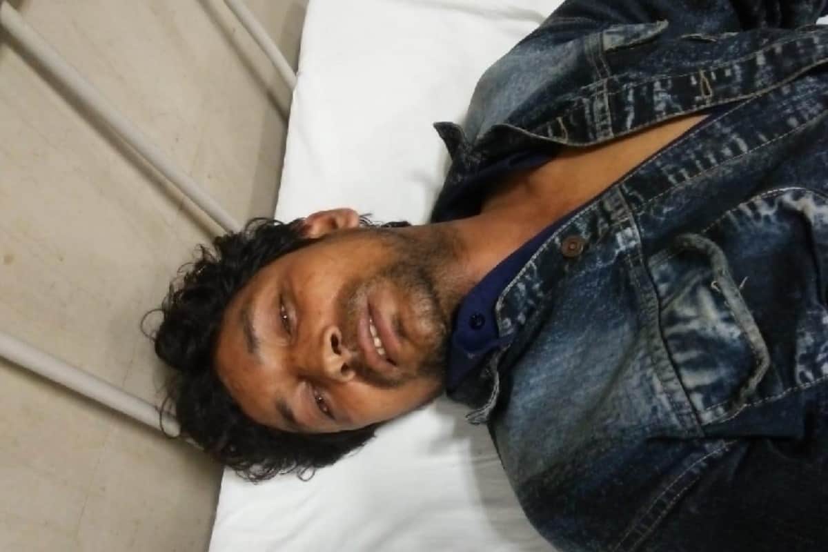 Meerut police injured four crooks in two different encounter in the city