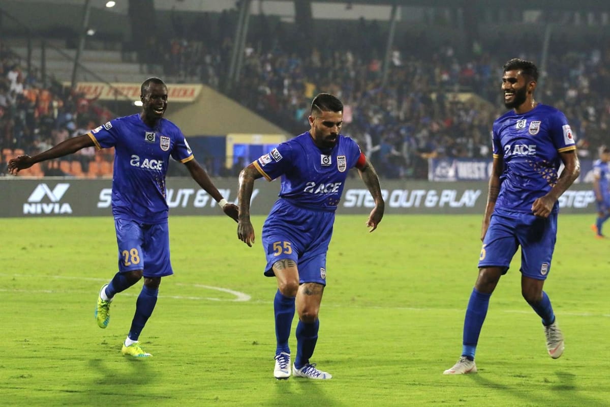 ISL Mumbai City Kerala Blasters play out entertaining 1 1 draw