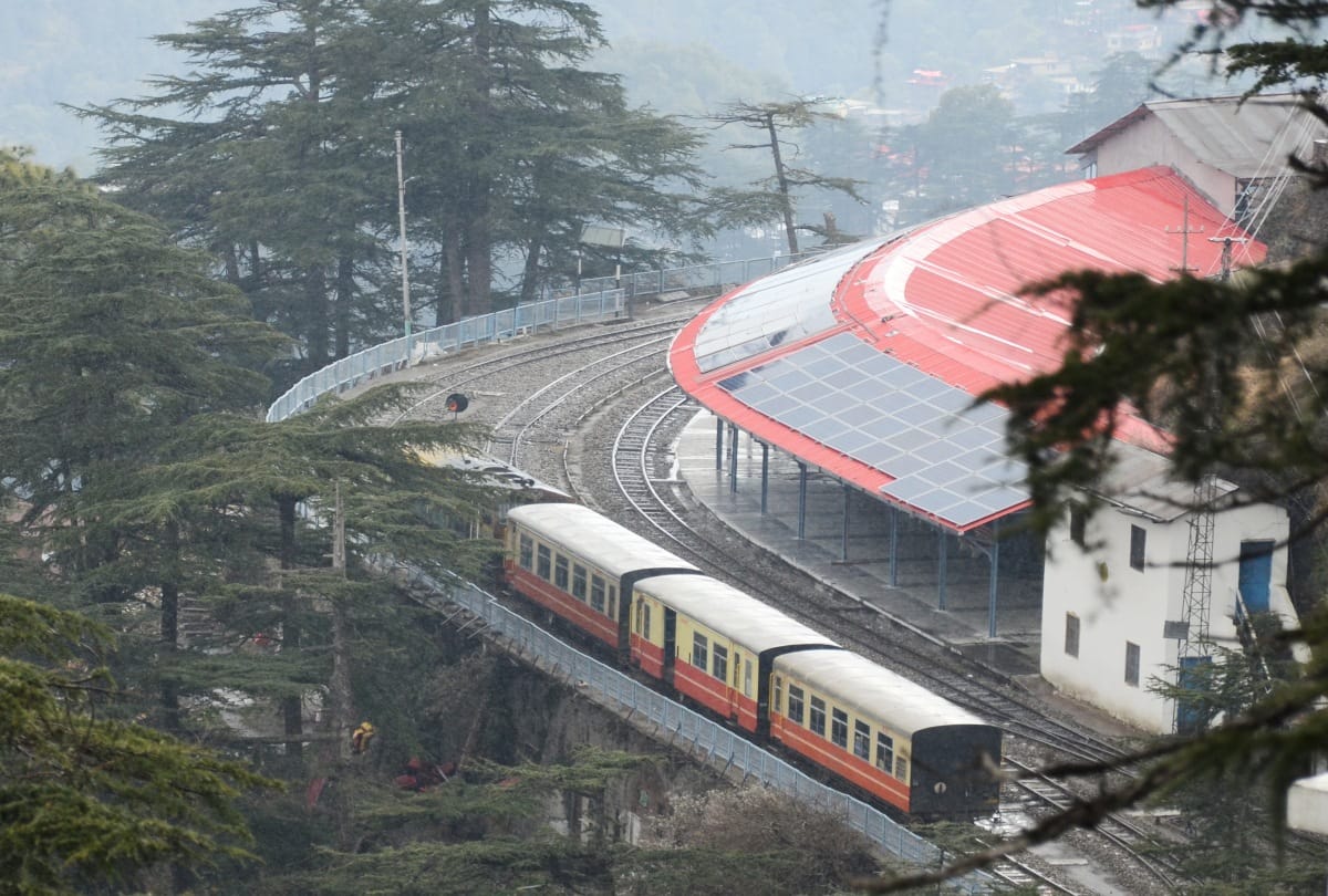 Lift from Shimla Railway Station to himachal vidhansabha Chowk