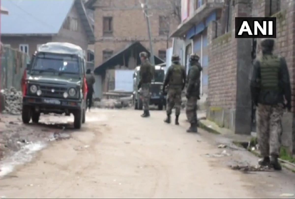 Jammu and Kashmir Encounter between terrorists and security forces in tral of Pulwama