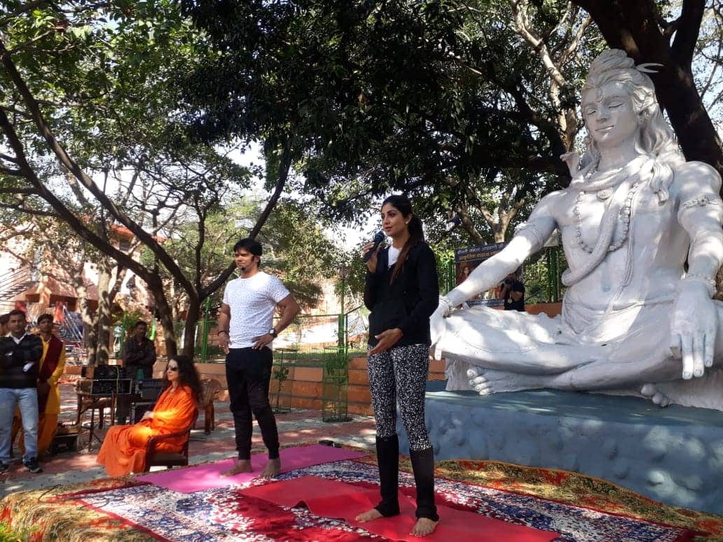 Shilpa shetty told her fitness and weight loss secret in international yoga festival