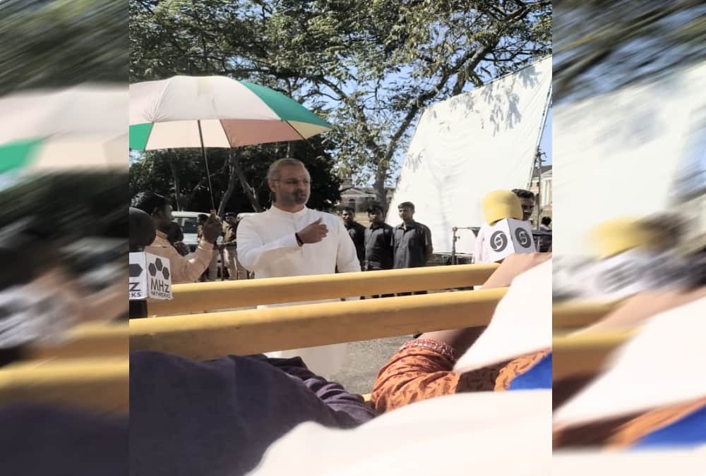 Vivek oberoi Done maha yagya on pm narendra modi biopic shooting set 