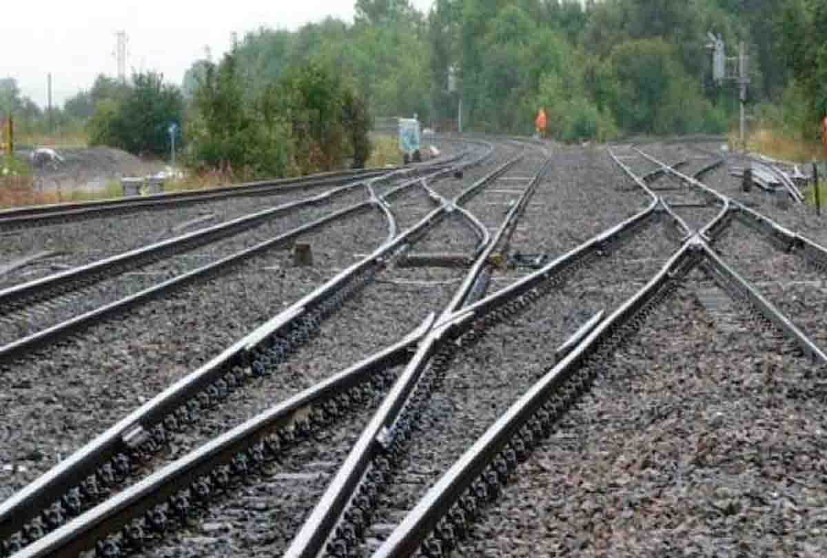 eletraconc railway line mahoba