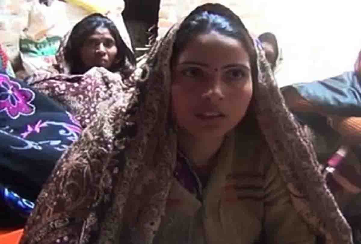 CM Yogi gives appointment letter to wives of martyrs of Pulwama attack