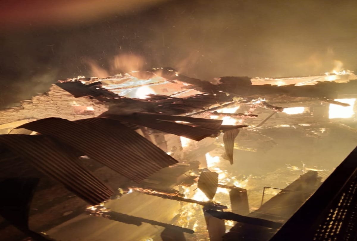 Child burn alive in hut durning Fire at