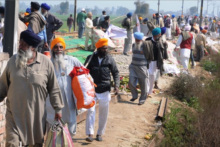 Farmers evacuated railway track in Amritsar