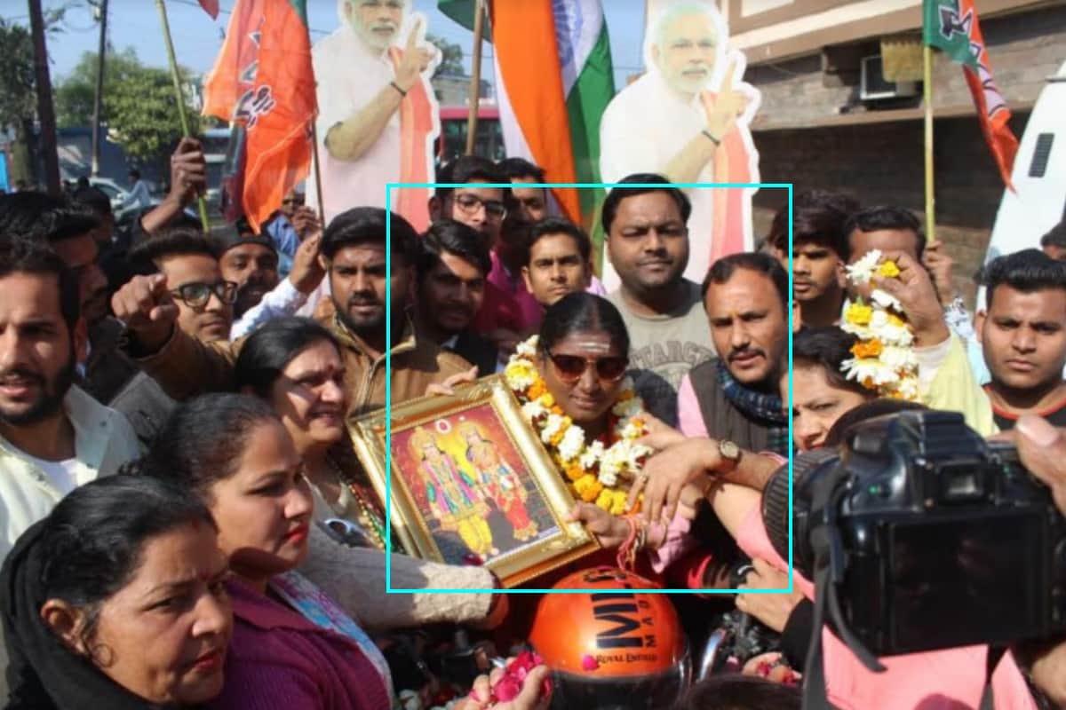 Rajlakshmi Manda reachs Meerut from Chennai for promotion of Narendra Modi by all india Bullet relly