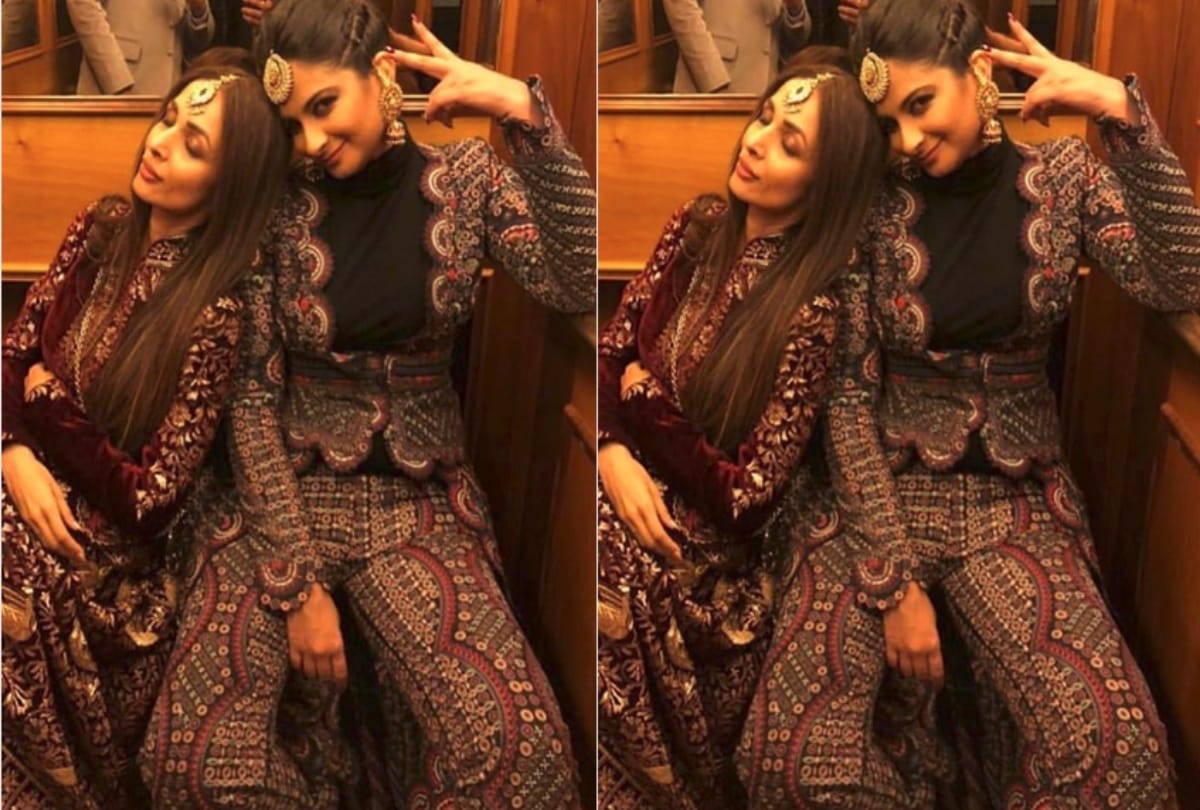 Malaika Arora look gorgeous in this pic with Sonam Kapoor and Rhea Kapoor