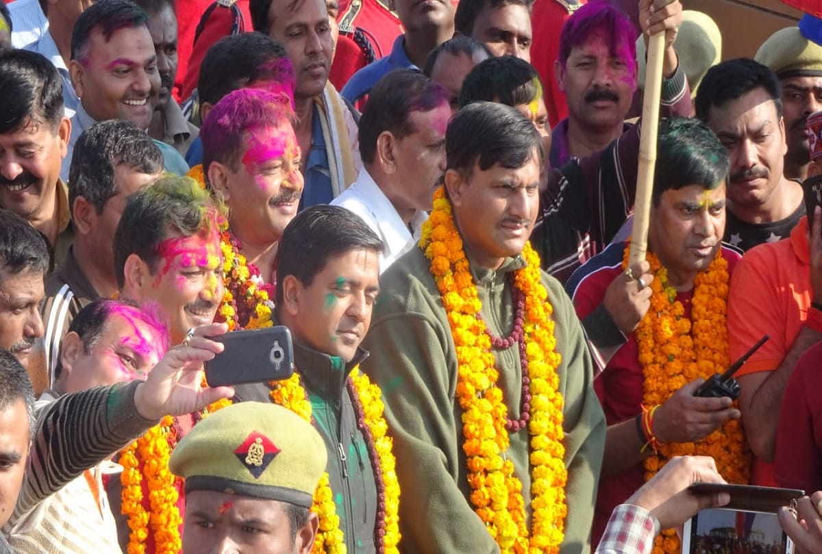 Kumbh 2019: Kumbh police shahi snan in sangam
