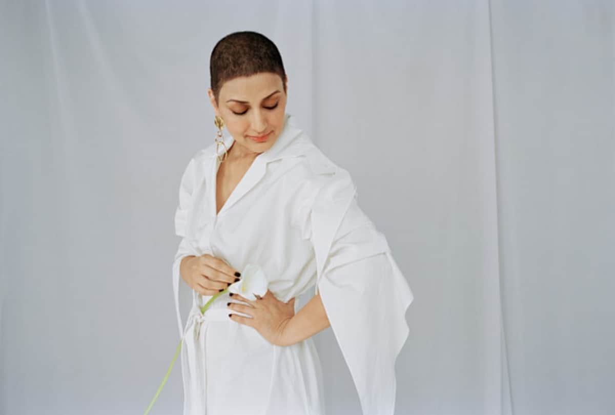 Sonali Bendre shared her experience during Cancer treatment and hair cut