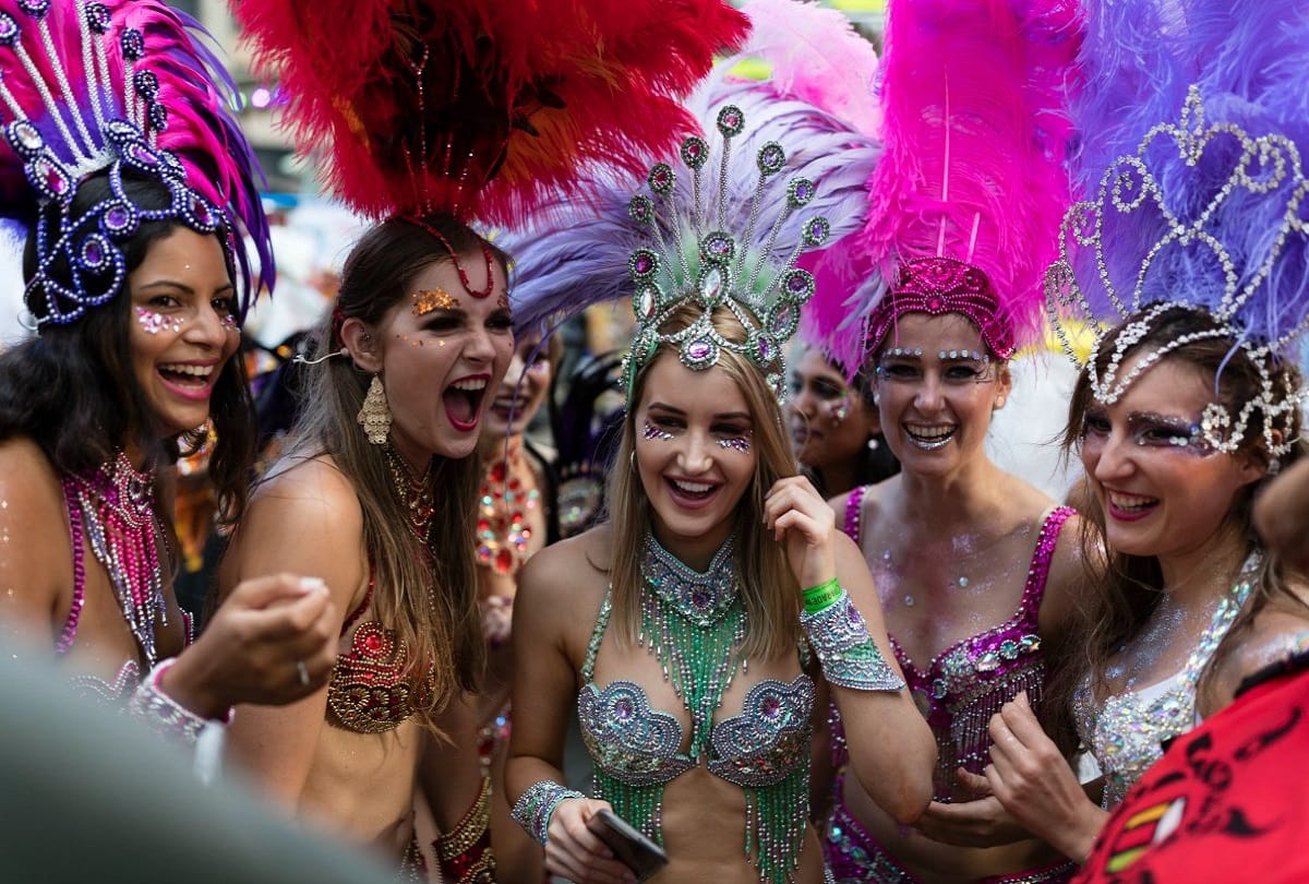 mardi gras festival and about interesting facts Gay Mardi Gras see photos 