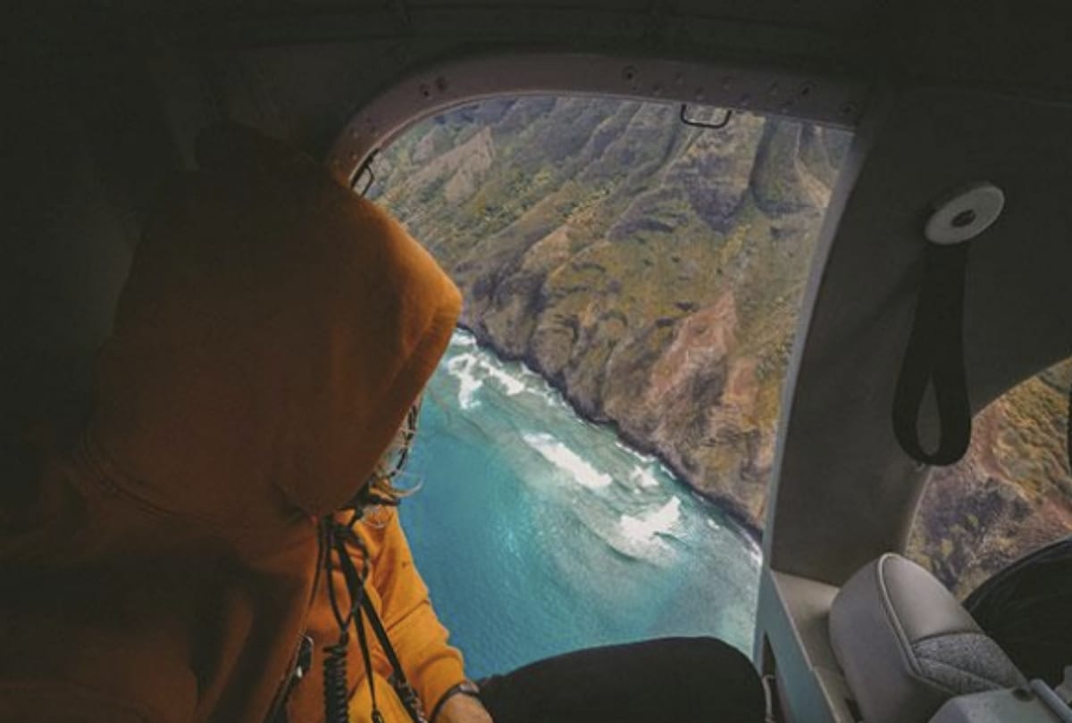 travel guide job help you to complete your travel dream