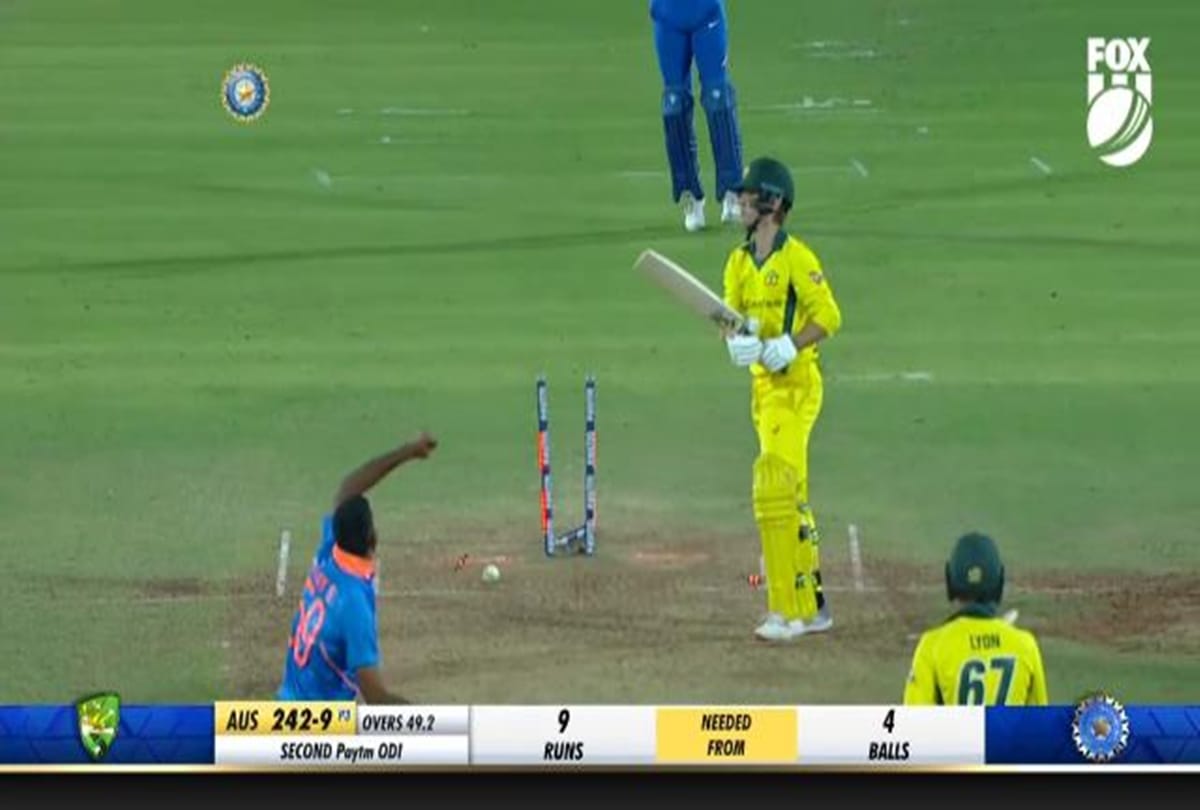 Marcus Stoinis: Australias cursed batsman, Every time when he scored 50+ scores, Australia looses