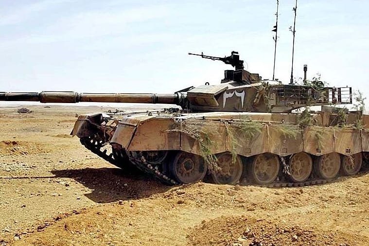 Pakistan deployed tanks On Indo-Pak Border