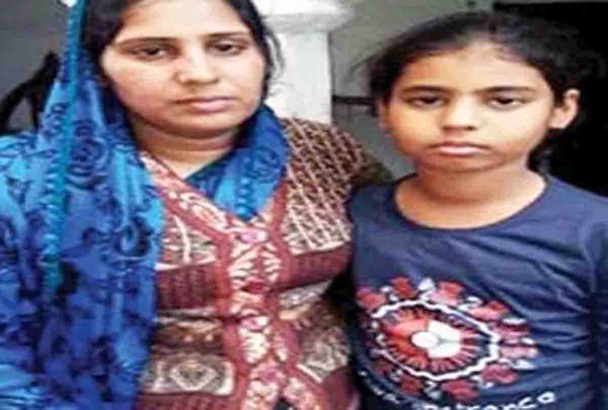 martyr pradeep wife neeraj demand to cm yogi