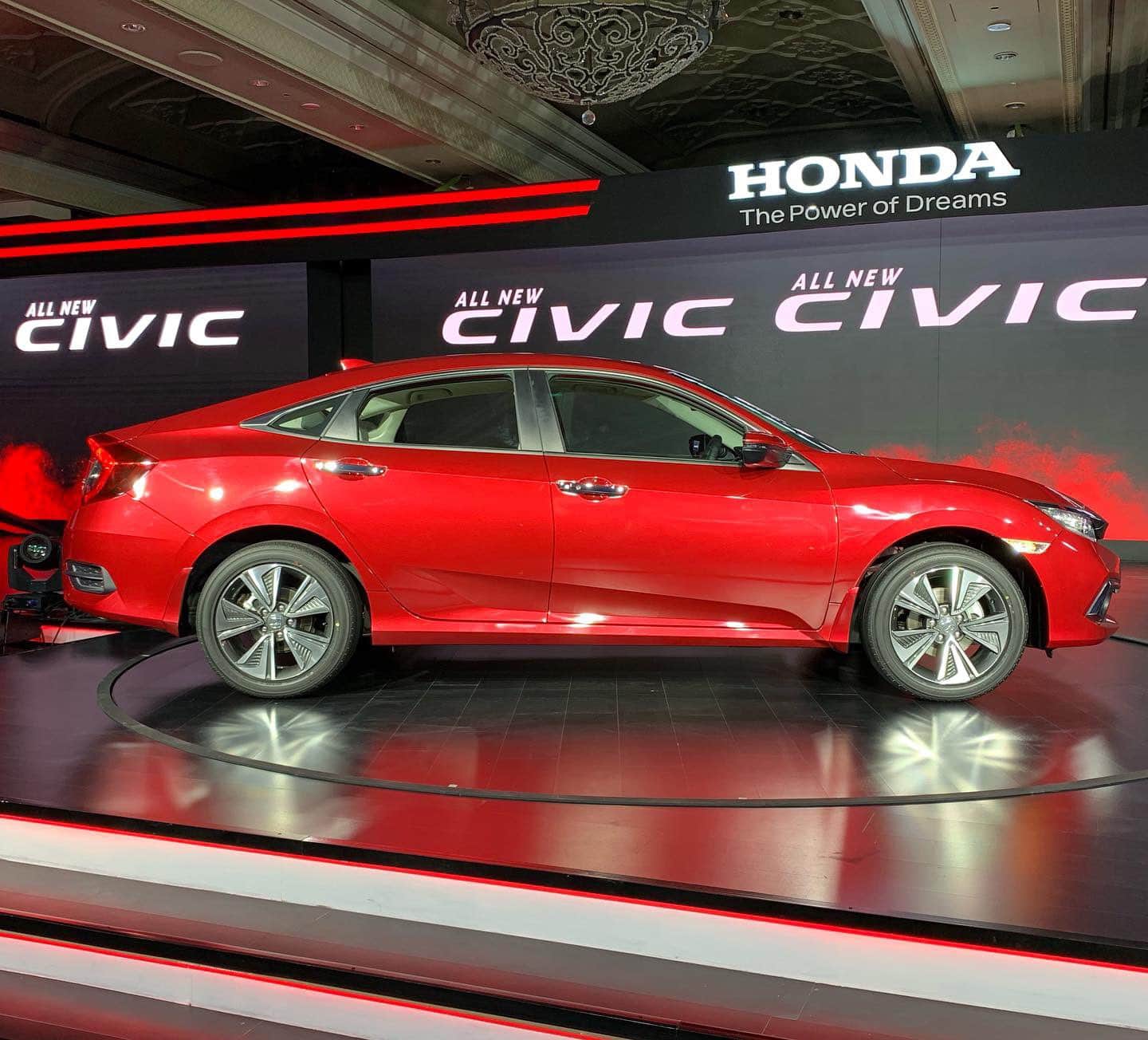 Honda Civic sold top spot in October 2019 over Skoda Octavia,Toyota Corolla Altis and Hyundai
