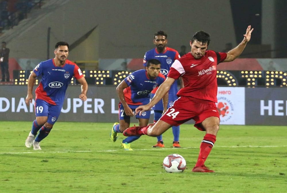 Norteast united FC beat bengaluru fc 2-1 in semi-final first leg 