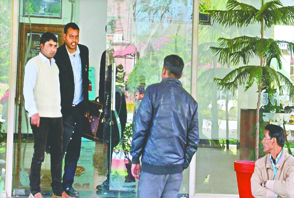 Income tax team caught tds fraud in Tourism department uttarakhand