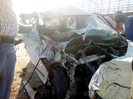 Death of husband of husband in road accident, four serious
