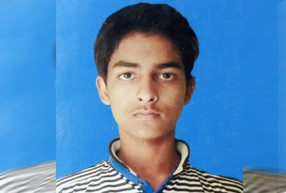 Jammu kashmir bus stand bomb blast Shariq Mother emotional talk before death