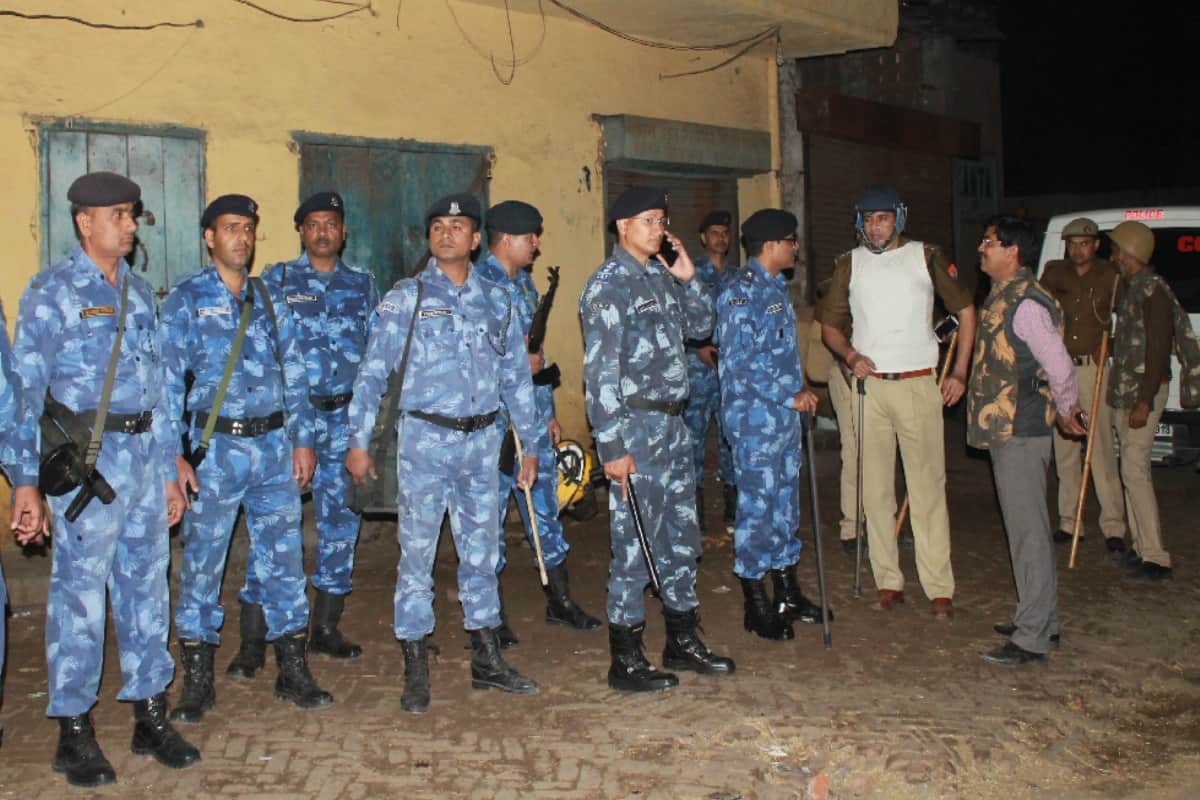 Meerut Bawal: police does not go to arrest accused of riots, three more arrested