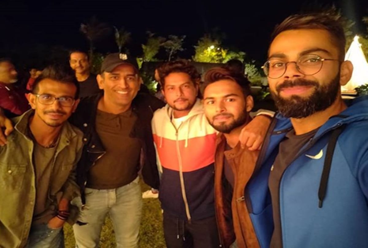 India vs Australia: MS Dhoni Hosts litti chokha Dinner party for Team India at Ranchi