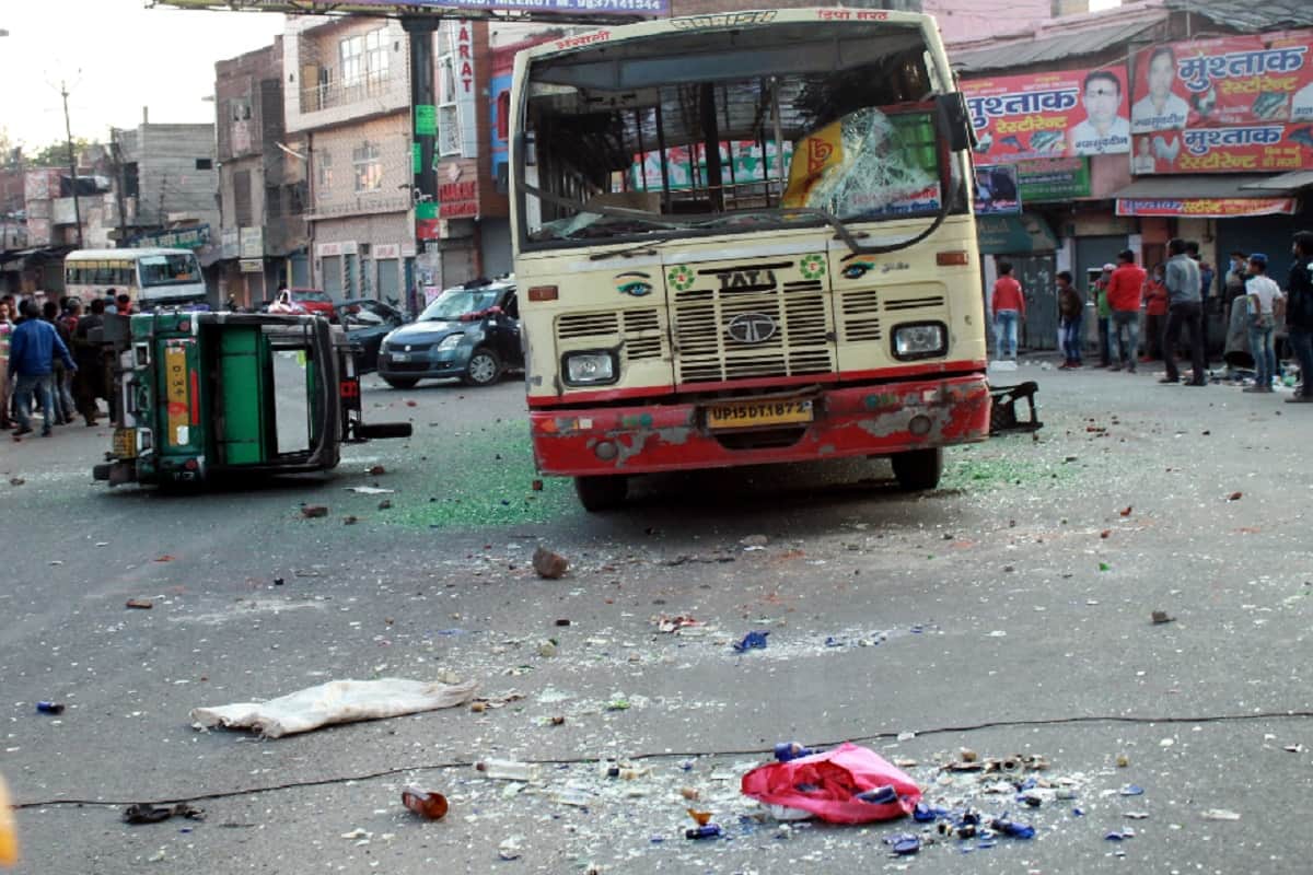 Riots try in Meerut and, bawal after set fire to religious places, see photos