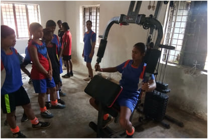 ITBP created hockey team of tribal girls, who did not come to shoe booth