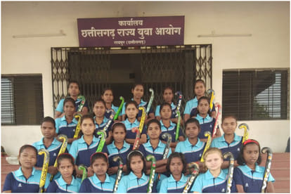 ITBP created hockey team of tribal girls, who did not come to shoe booth
