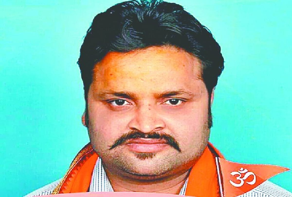 hindu yuva vahini leader killed in road rage in agra