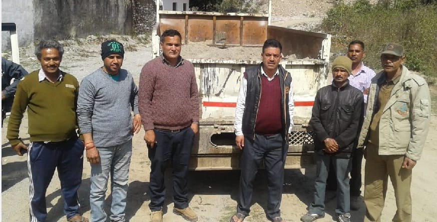 Ramganga riddled with illegal mining