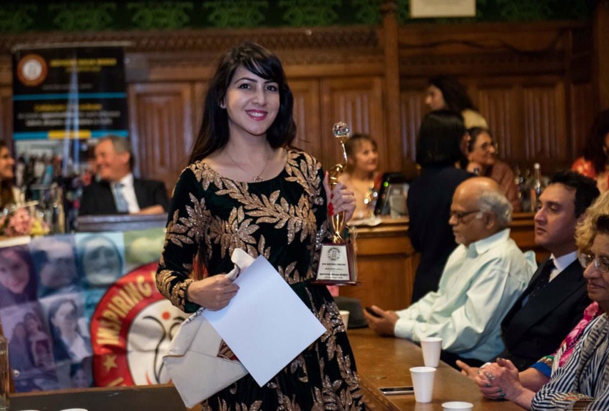 arushi thakur of jammu kashmir gets she inspires award 2019