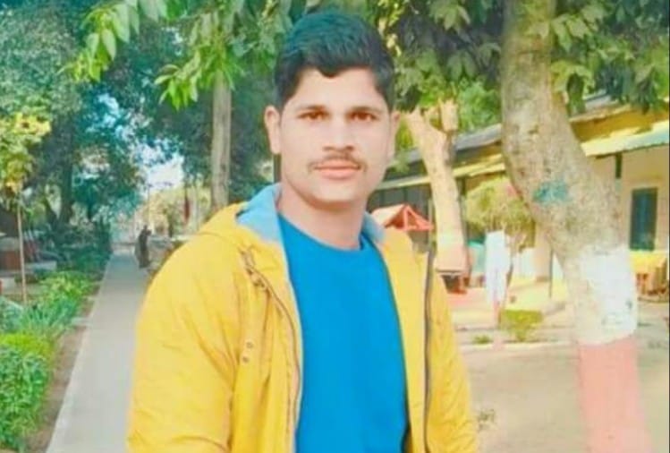 paratrooper dies due to parachute does not open in agra