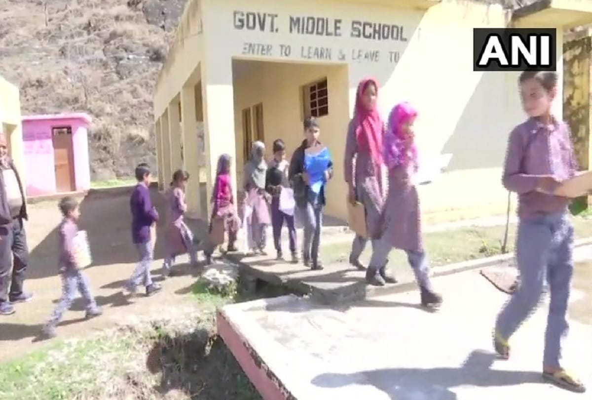 J&K: Schools within 5 km of the LoC in Rajouri reopened