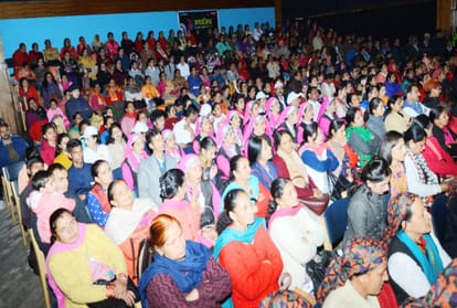 award given to women on international women day function in shimla