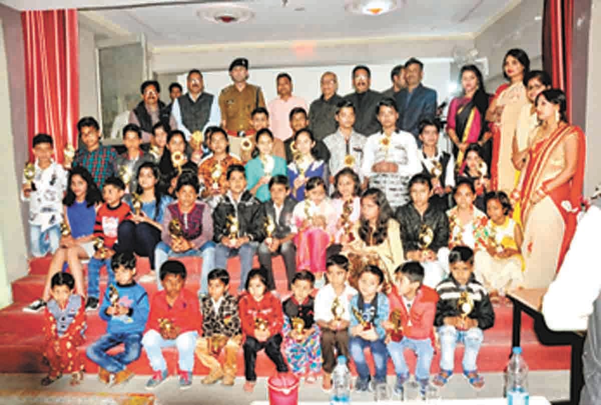 student faciliated for performance