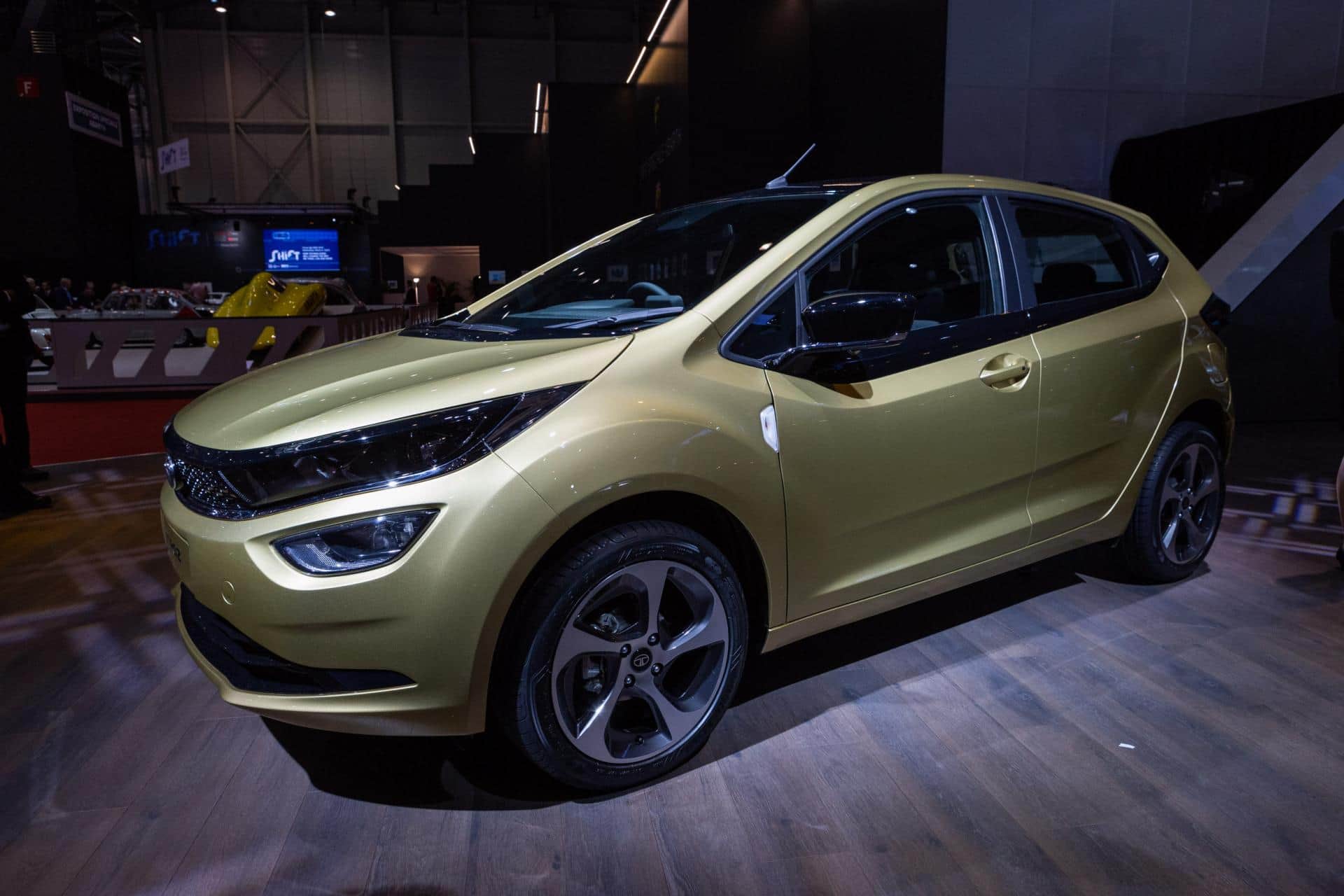 premium-hatchback tata altroz EV electric car showcased in geneva motor show 2019