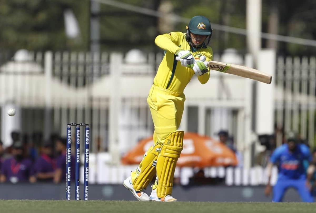 usman Khawaja brings up his maiden ODI century off 107 balls against australia