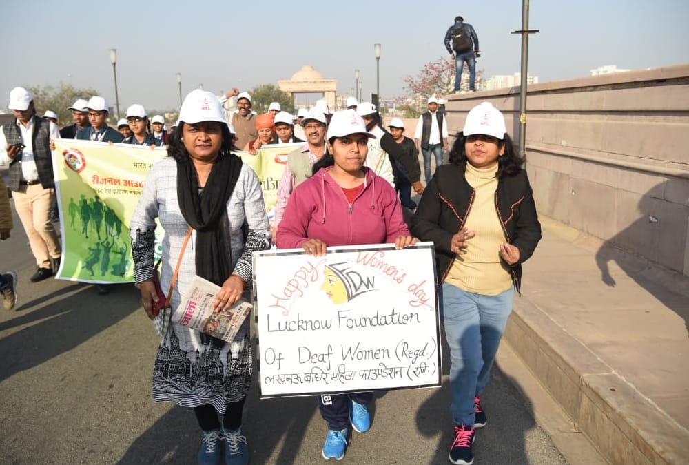 walkathon ek kadam beti ke naam by aparajita 100 million smiles.