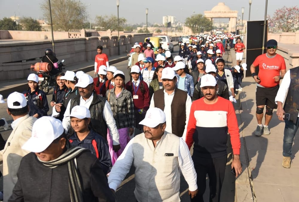 walkathon ek kadam beti ke naam by aparajita 100 million smiles.