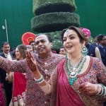 Mukesh Ambani Nita Ambani