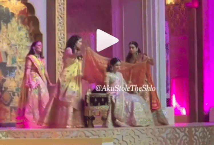 mukesh ambani son akash ambani and shloka mehta wedding at mumbai jio center