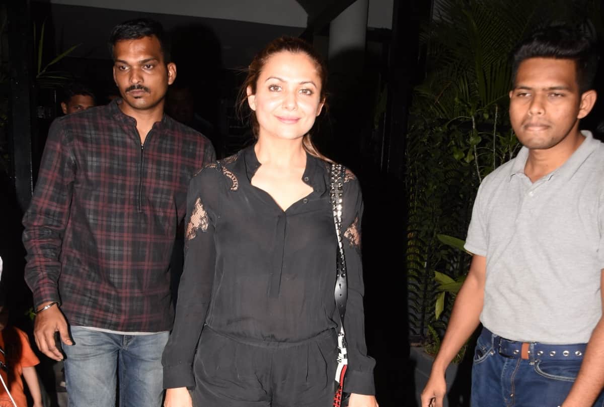 kapil sharma and sunil grover attend the Seema Khan birthday bash look at the photos