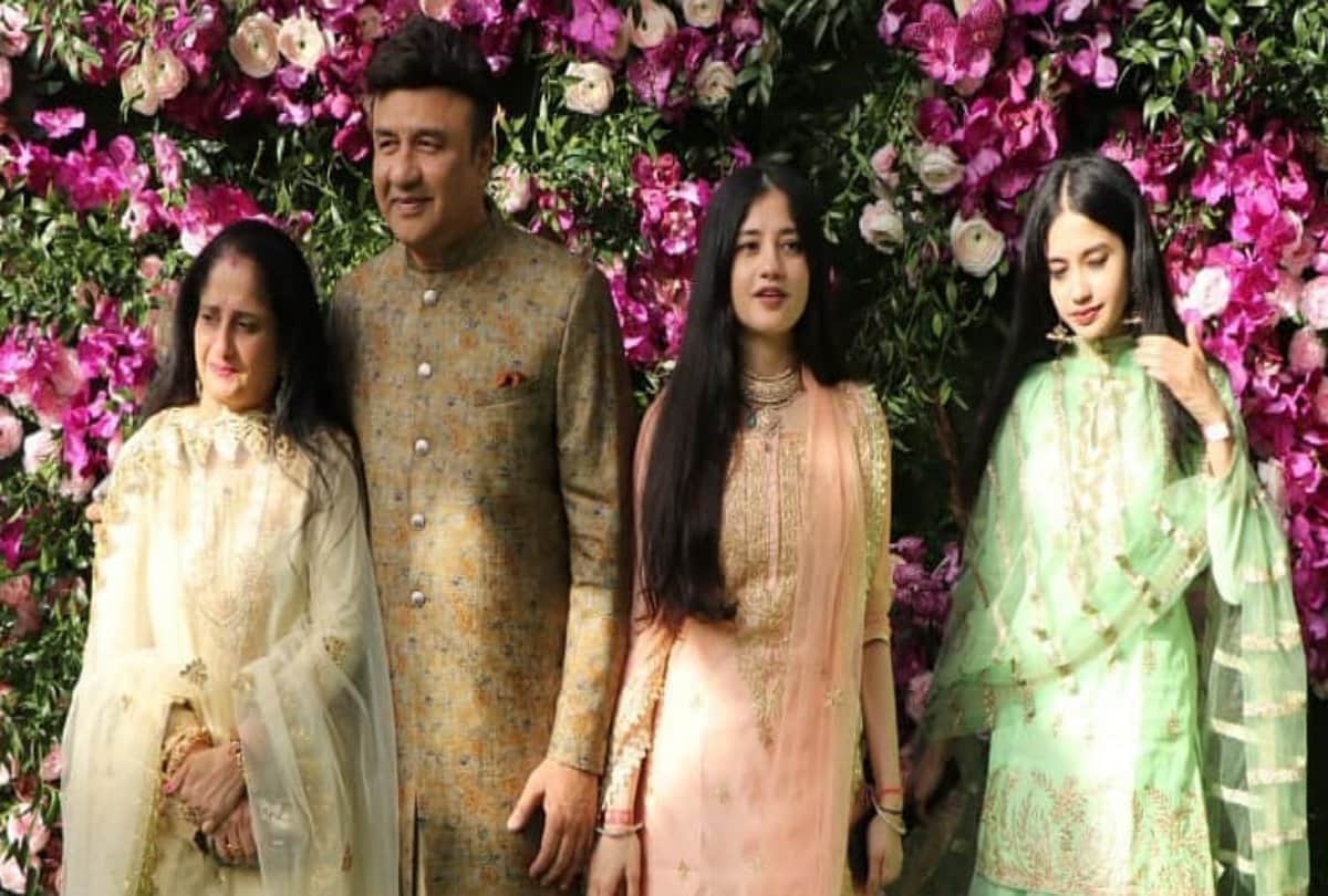 Akash Ambani and Shloka Mehta Wedding At Mumbai bollywood celebrities reached