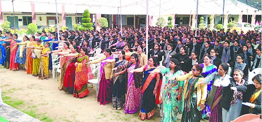 Women get confidence in achieving goals