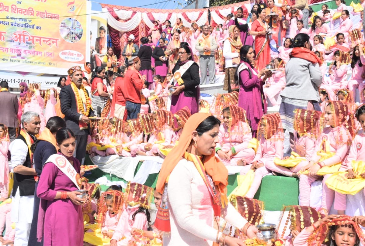 collective worship of 1008 girls in historic Seri mandi himachal