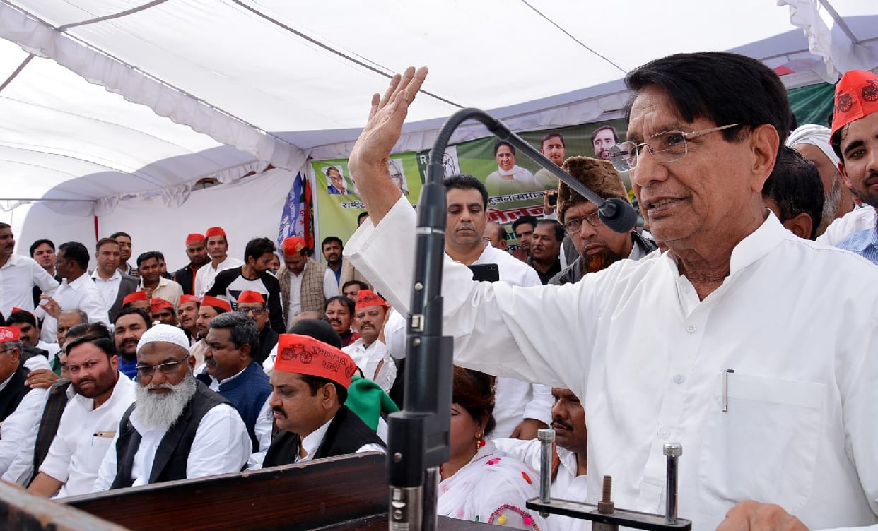 Thousand 15 lakh, two thousand in the account of farmers